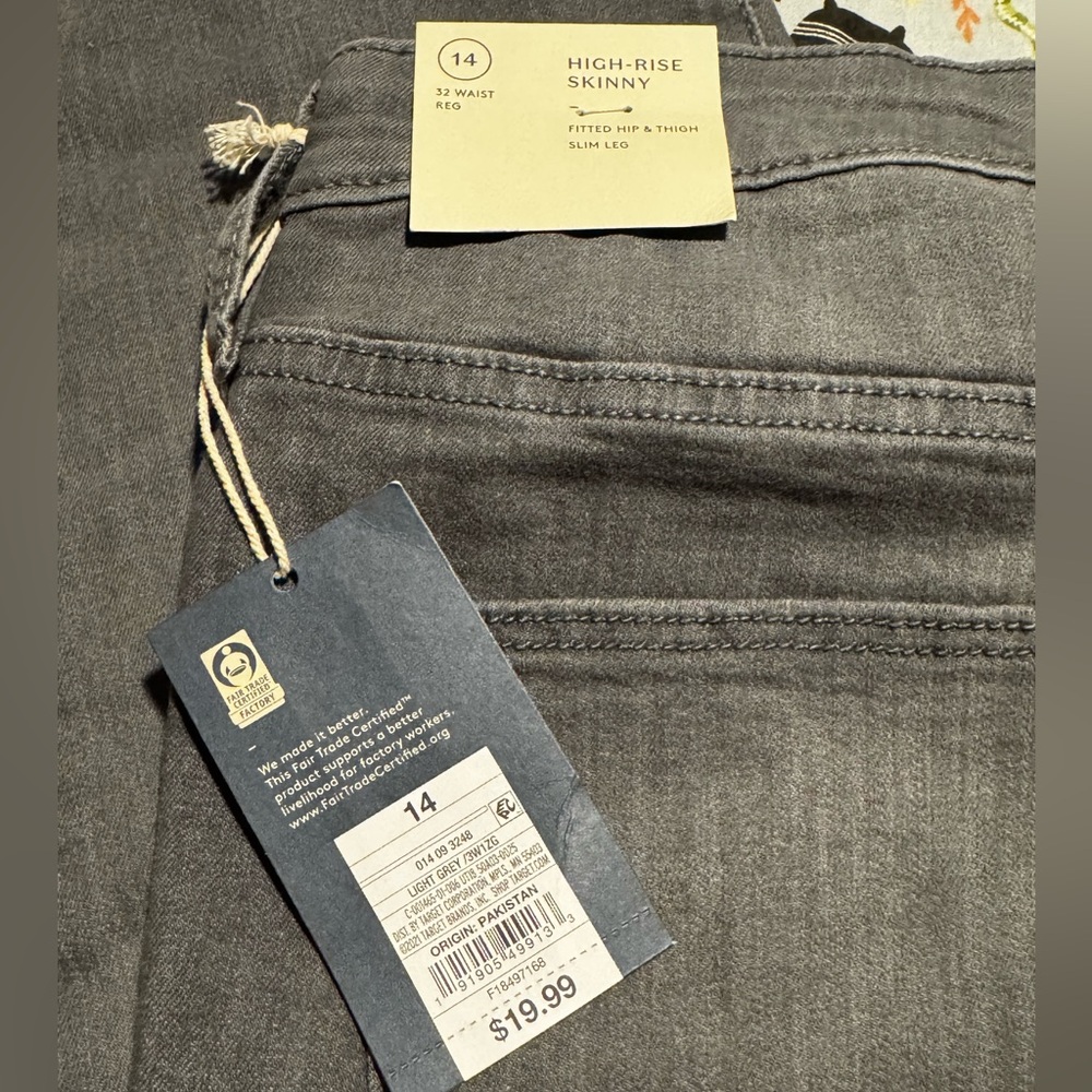 Universal Thread Charcoal High-Rise Skinny Jeans